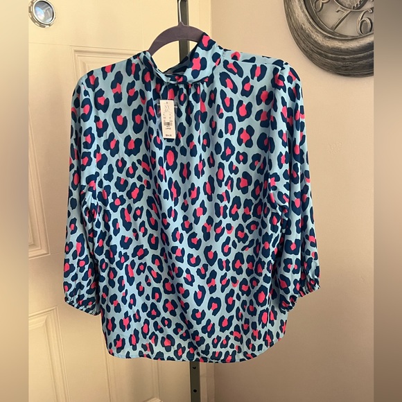 Sideshow - Picture 2 of 3